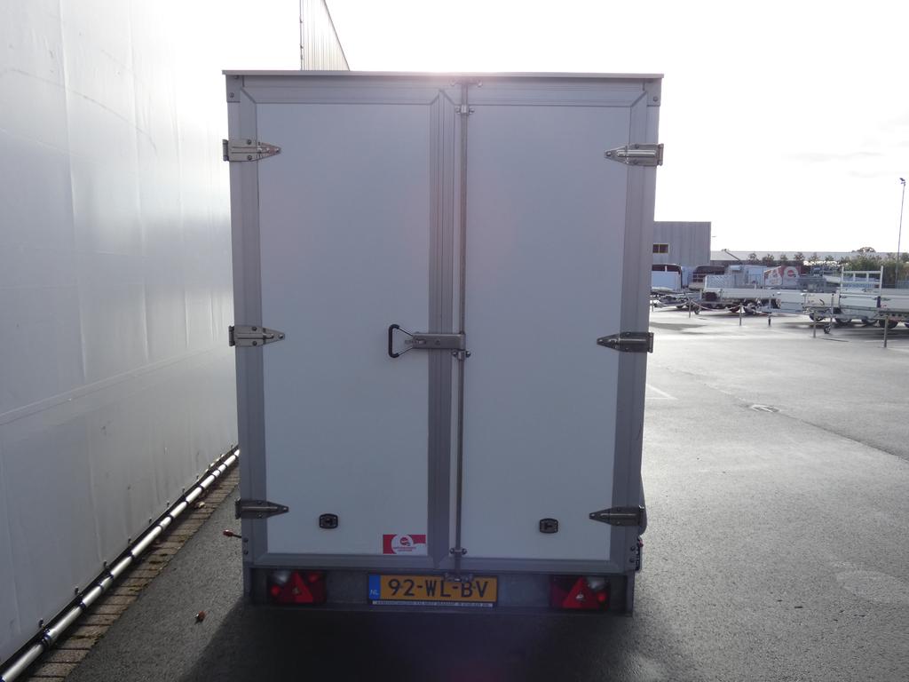 Hapert Gesloten aanhangwagen tandemas 300x150x180cm 2000kg